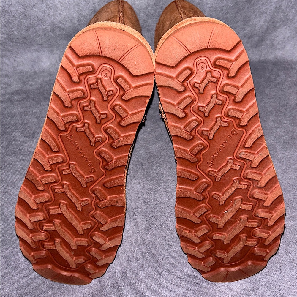 BEARPAW “Elle” Suede Short Boots with Wool Lining - Picture 7 of 12